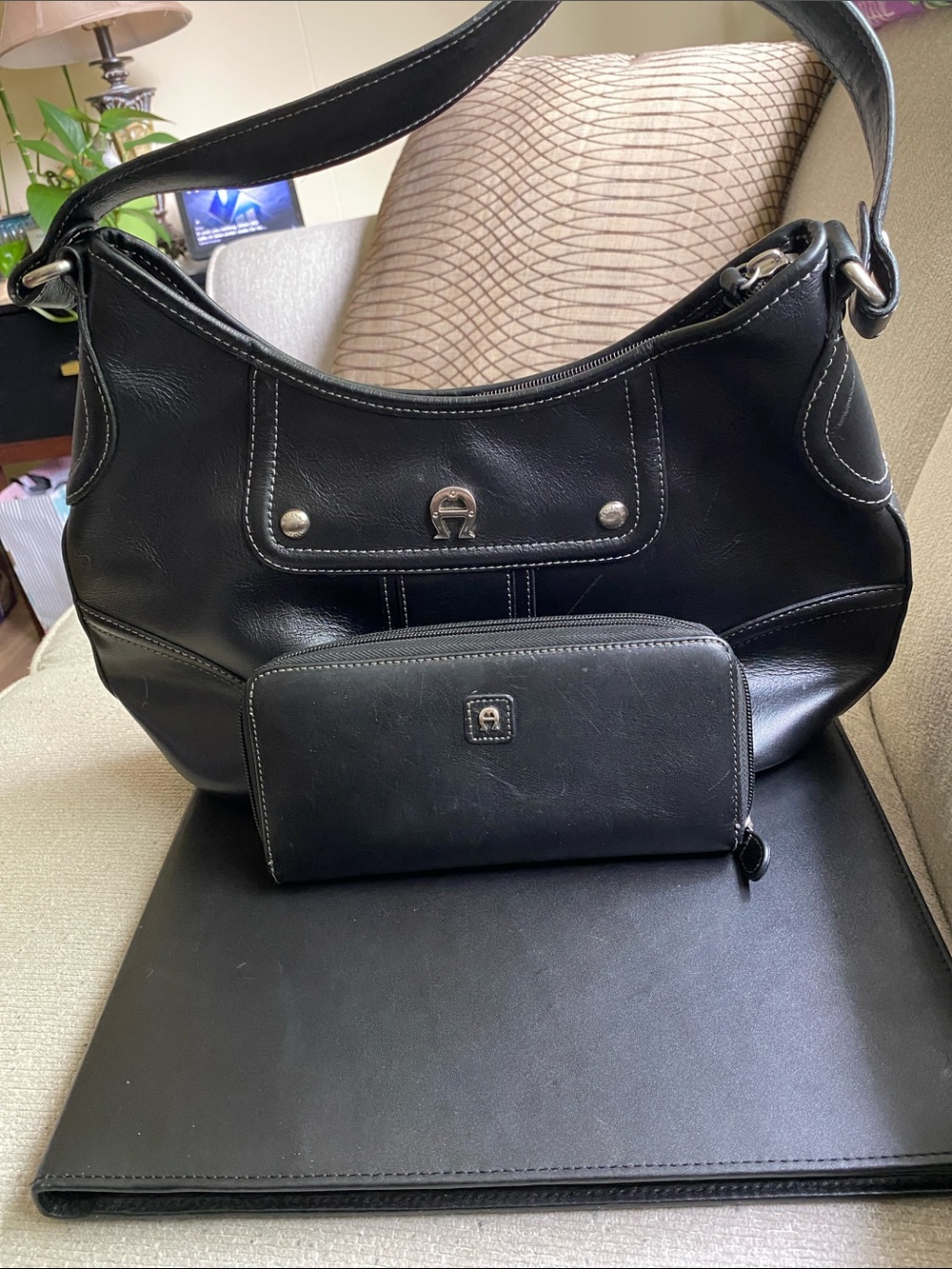 Etienne Aigner Black Leather Shoulder Bag with Matching Wallet